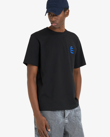 T-shirt Regular É Black